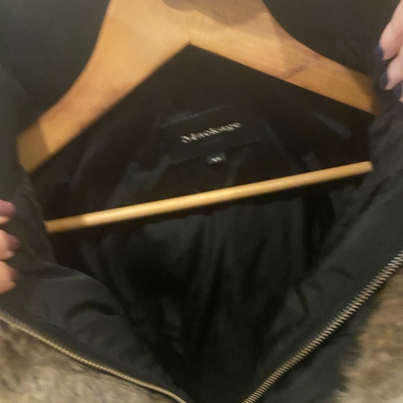 Luxurious  Mackage Trish Coat worn twice in nearly new condition. - Picture 4 of 6